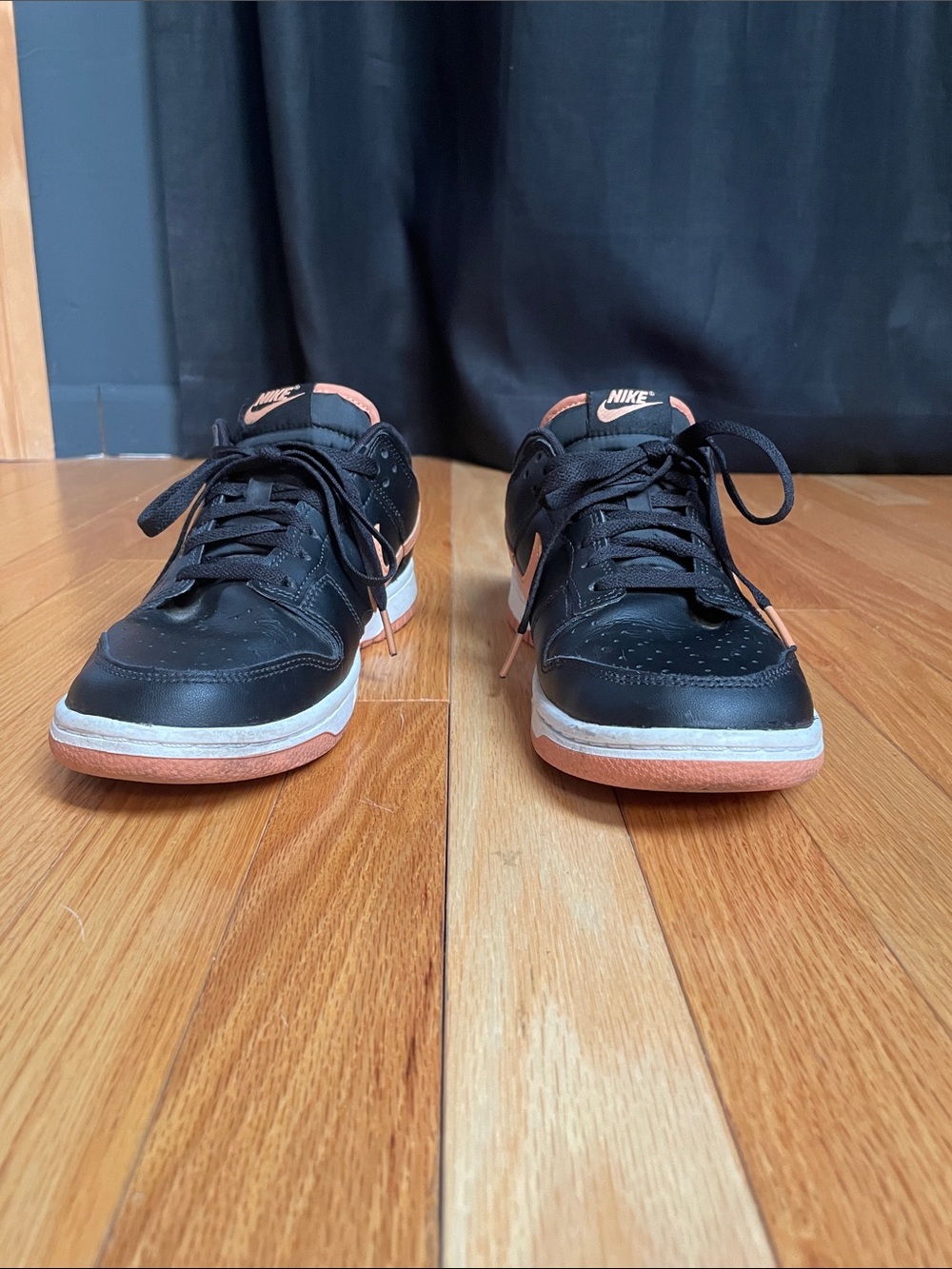 Nike Men’s Black and Light Brown Low-Top Sneakers — Leather Casual Trainers